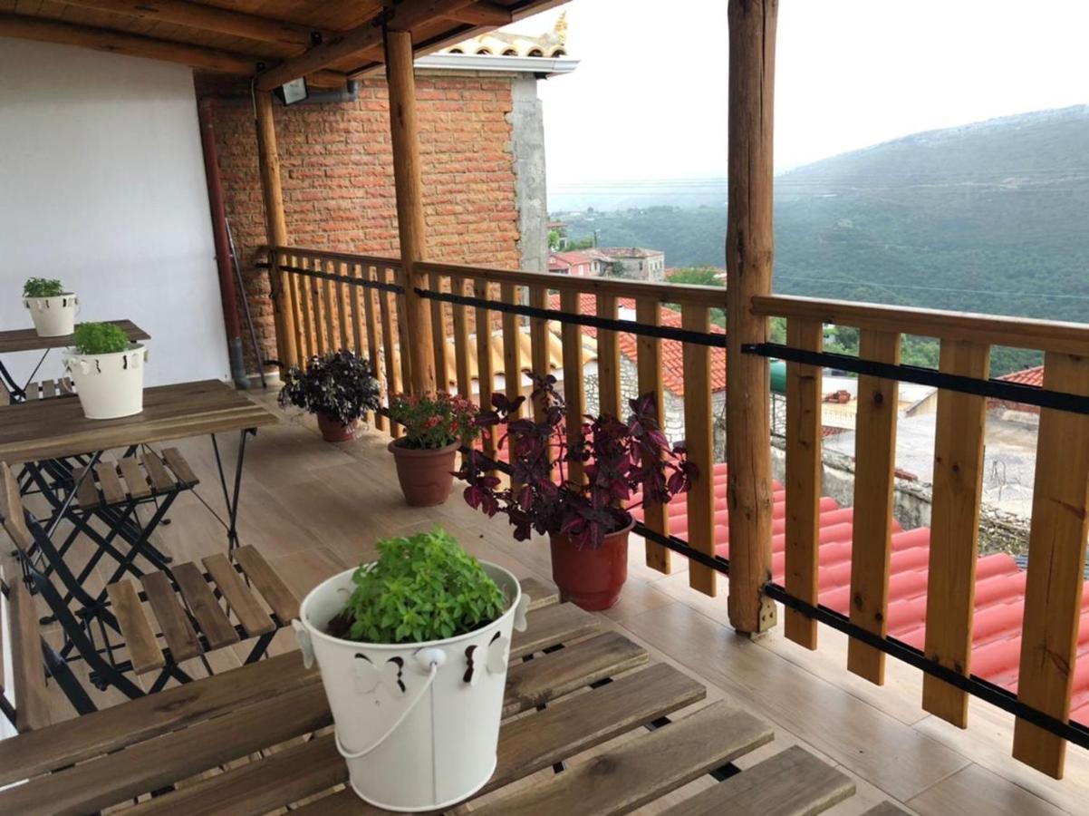 Villa Muzhaqi Nivice ภายนอก รูปภาพ