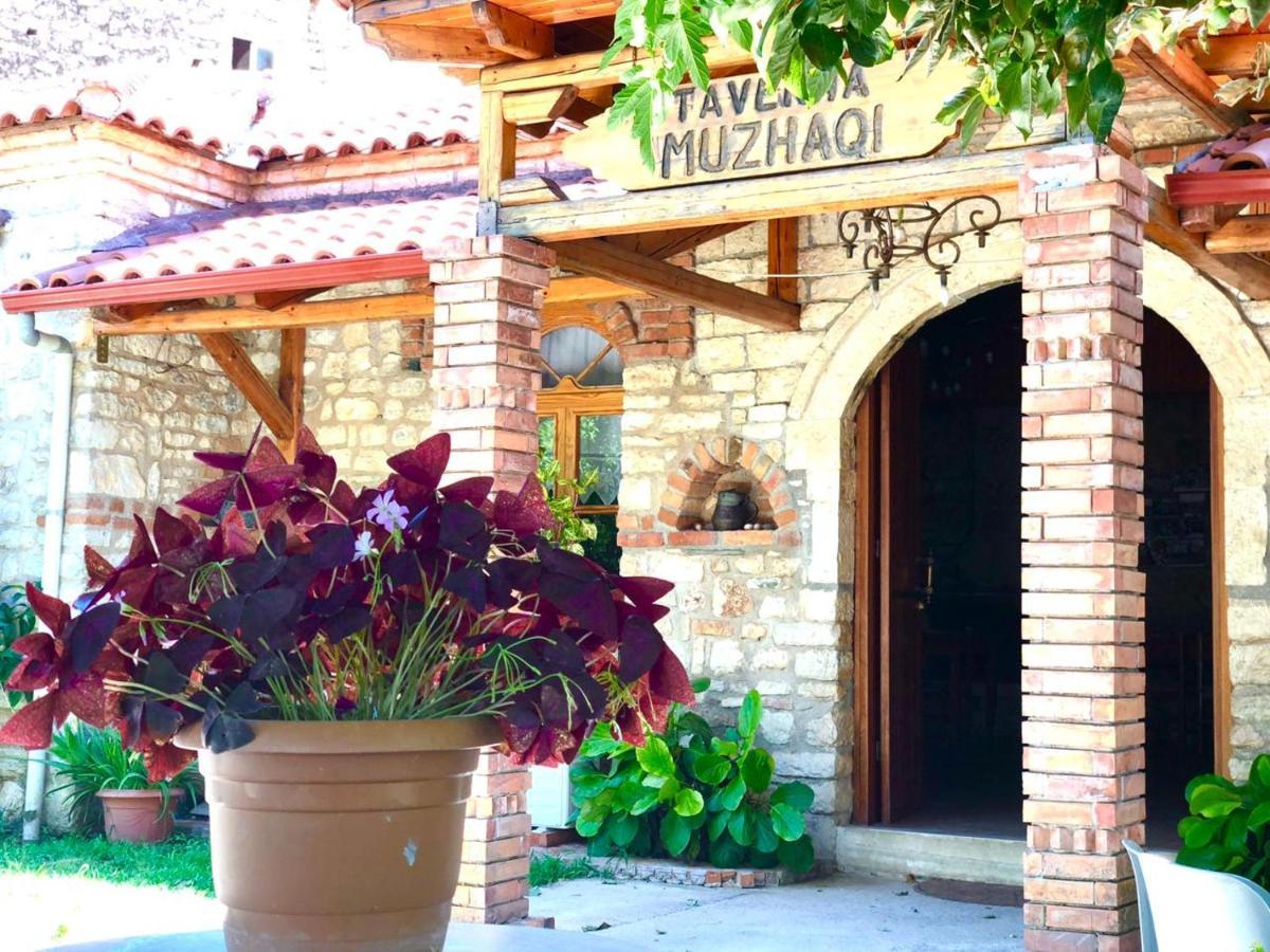 Villa Muzhaqi Nivice ภายนอก รูปภาพ